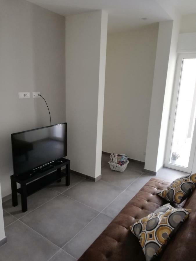 Ferienwohnung Dimora San Ferdinando 2 Bari Exterior foto