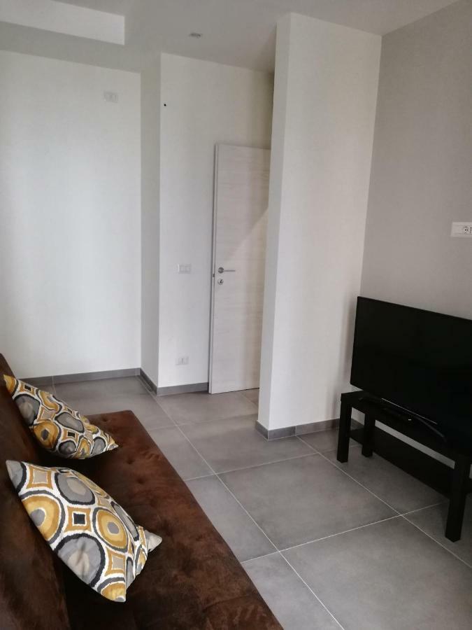 Ferienwohnung Dimora San Ferdinando 2 Bari Exterior foto